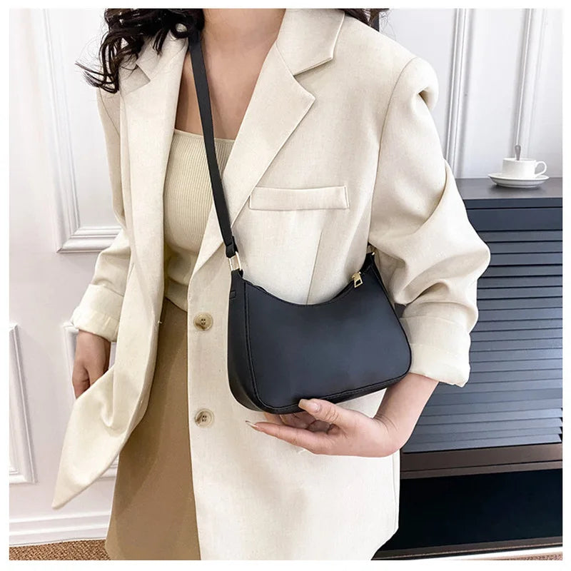REGALO EXCLUSIVO | BOLSO BAGUETTE MINI