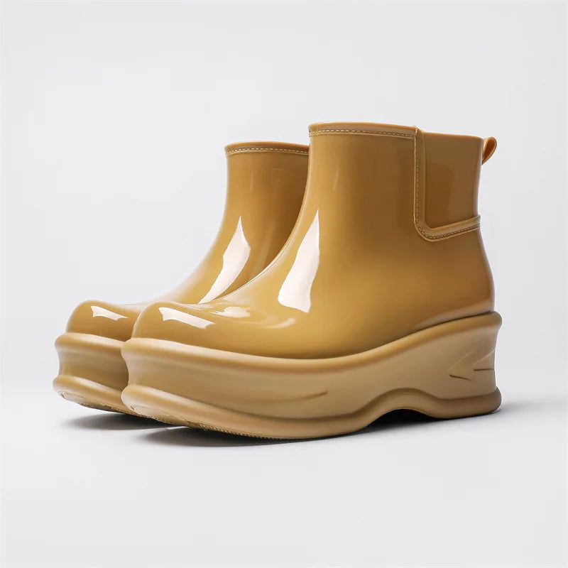 NURIA | BOTINES DE AGUA CON PLATAFORMA