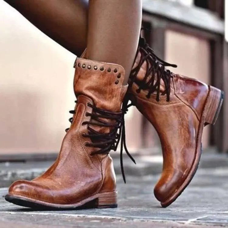 MARTINA | BOTINES DE TACÓN CON CORDONES