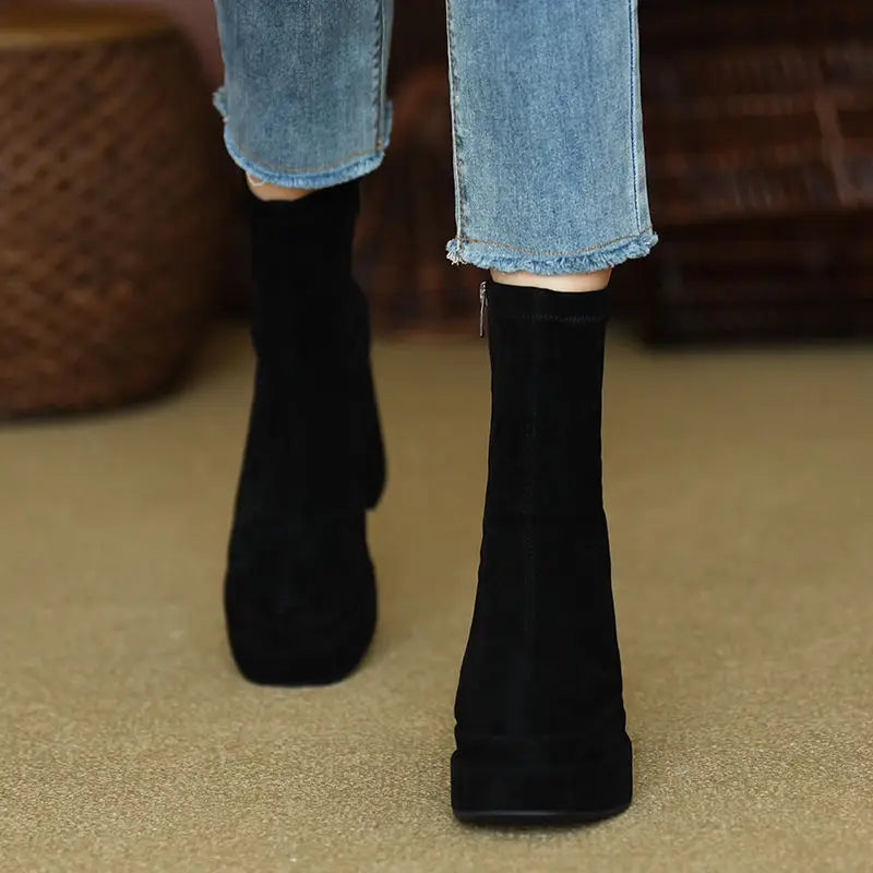 NORA | BOTÍN SOCK CON PLATAFORMA Y TACÓN ALTO CÓMODO